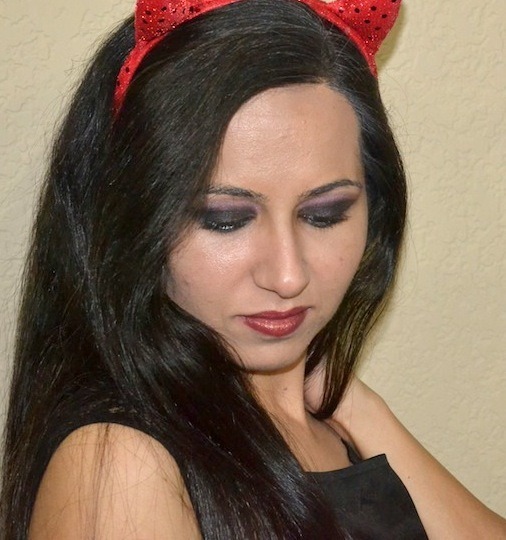 sexy she-devil look for halloween