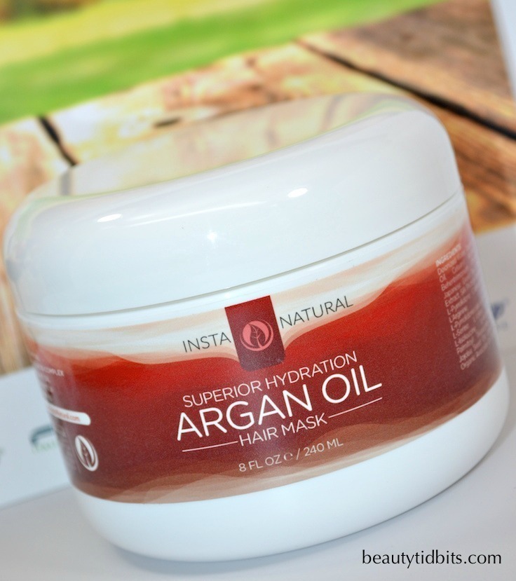 Hair freaking out once the temperatures drop?  Dry, lifeless hair doesn't stand a chance against the InstaNatural Argan Oil Hair Mask!