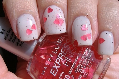 Valentine's day nail art idea - Pink Hearts