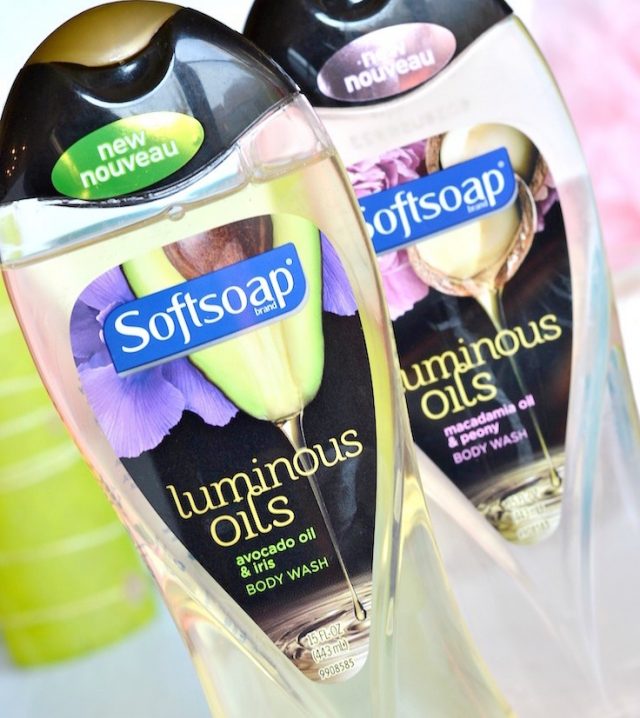 Scentualize Your Spring With Softsoap Luminous Oils Body Washes