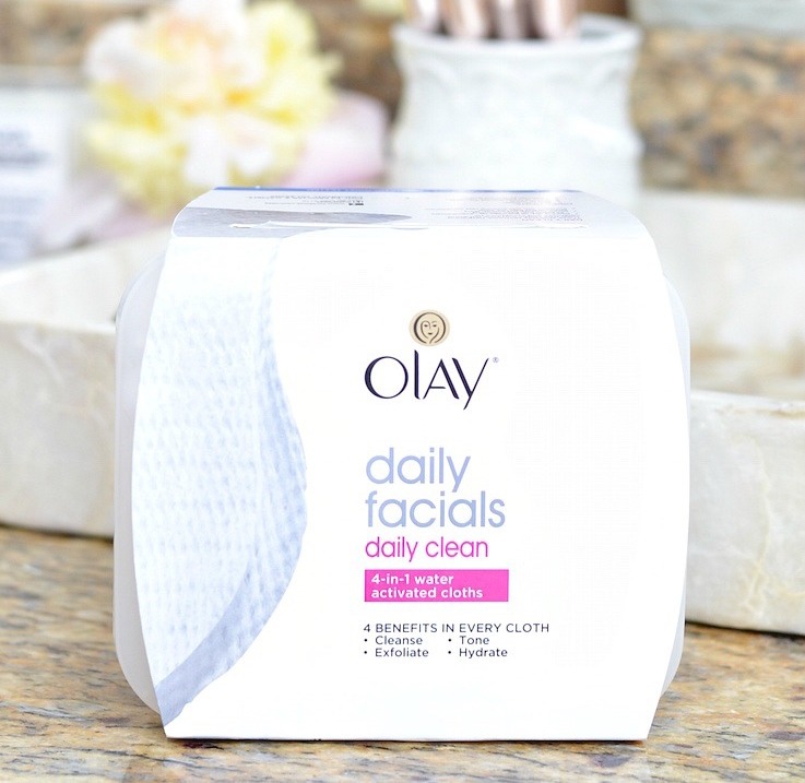 Olay Daily Facials 4-in-1 Water Activated Cleansing Cloths