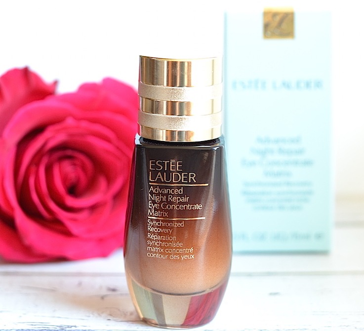 Treat for tired eyes! From the dreaded dark circles to fine lines and puffiness, the new Estée Lauder Advanced Night Repair Eye Concentrate tackles nearly every problem you can think of! 