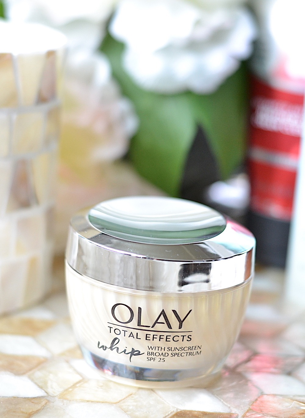  A shine-free moisturizer that also doubles as a primer? Yes, please! Olay Total Effects Whip Face Moisturizer SPF 25