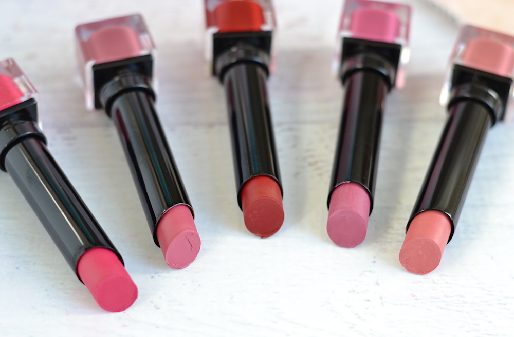 Covergirl Exhibitionist Ultra Matte Lipstick review and swatches