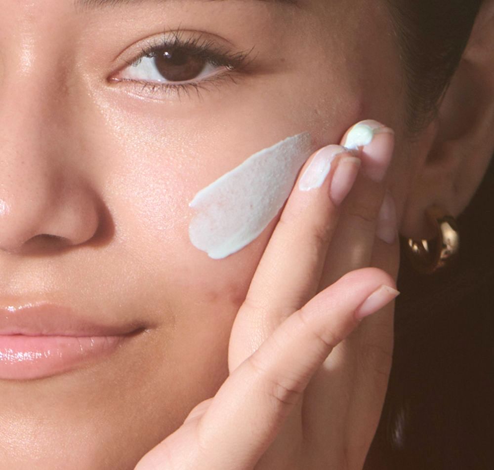 Best Drugstore Sunscreens for acne prone skin