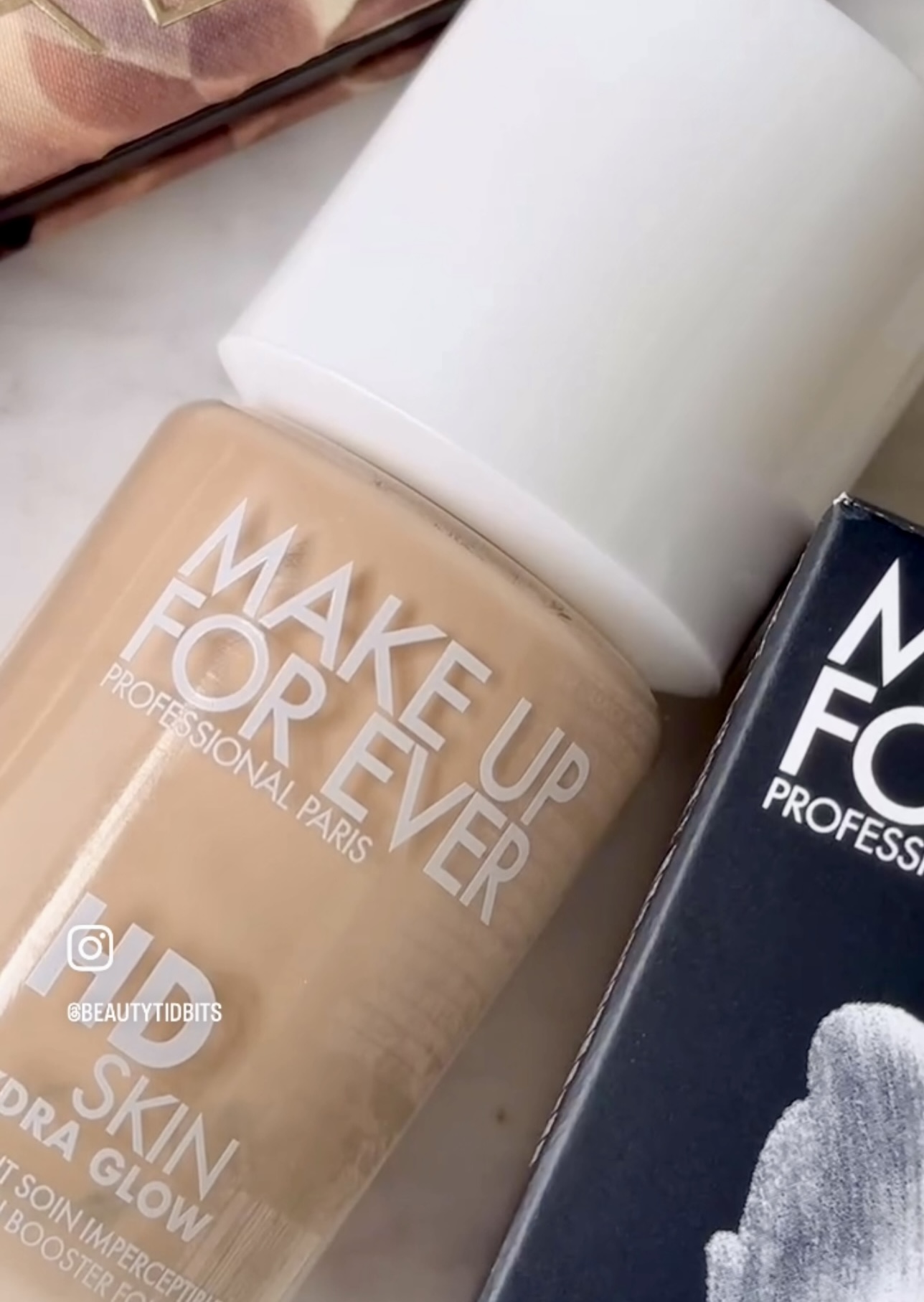 MAKE UP FOR EVER HD Skin Hydra Glow Foundation